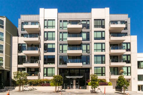 1650 Broadway Amenities