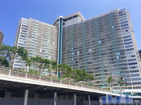 1777 Ala Moana Blvd Amenities