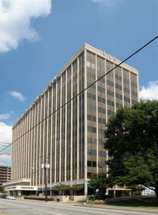 75 Piedmont Ave NE clubroom