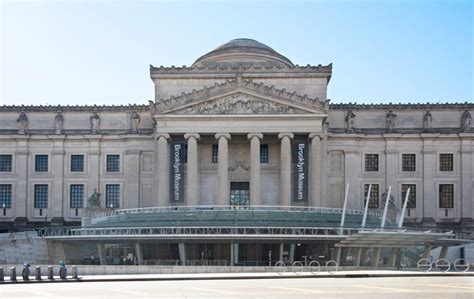 Brooklyn Museum Exterior