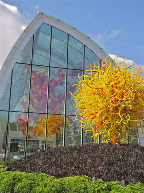 Chihuly Garden