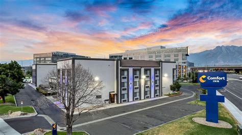 Comfort Inn Murray Staff