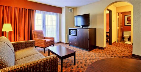 Comfortable Rooms and Amenities