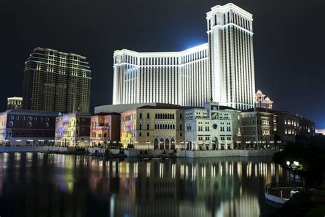 Growth Prospects for RNs in Las Vegas