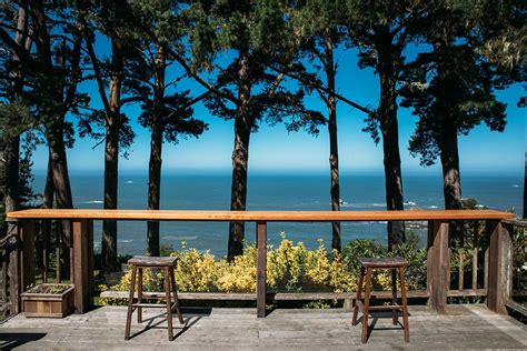 Inn of the Redwoods