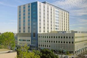 Kaiser Permanente Oakland Medical Center Excels