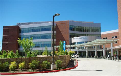 Doctors at Kaiser Westside Medical Center