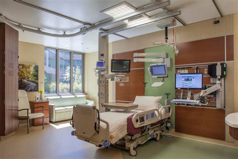 Private Patient Room at Kaiser Westside Medical Center