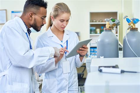 Medical Lab Technician Education