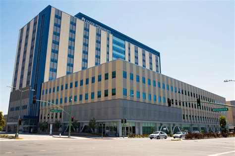 Oakland California Healthcare