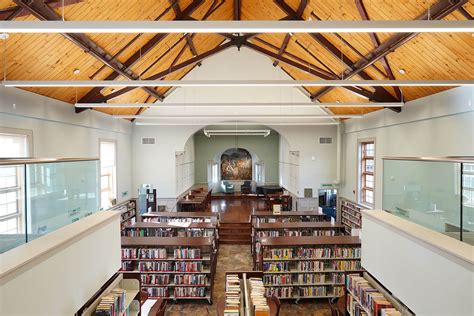 Oakland Public Library