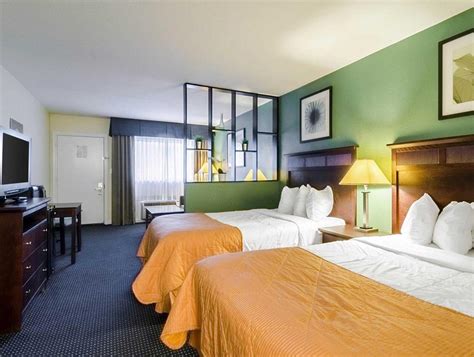 Quality Inn rooms