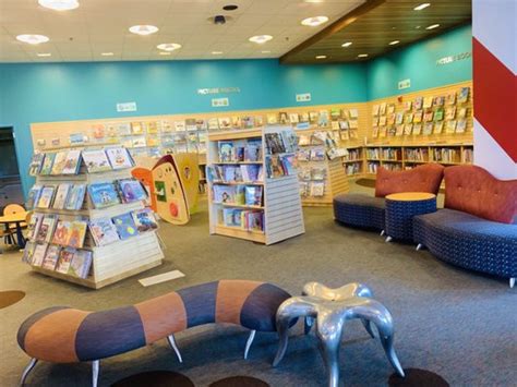 Redwood Shores Public Library Kids' Area