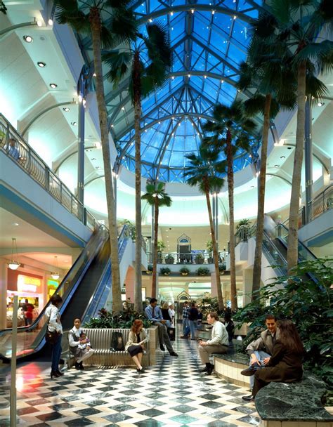Tysons Corner Center Entertainment Options