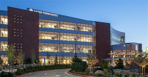 Kaiser Permanente Westside Medical Center Benefits