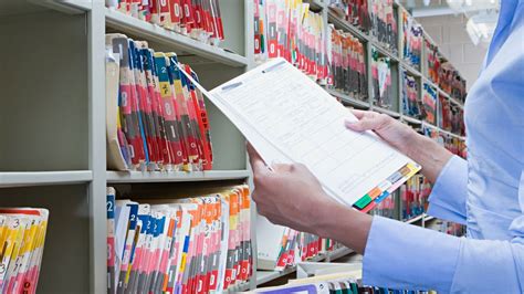 Administrative healthcare jobs
