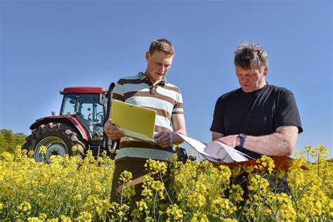 agricultural experts