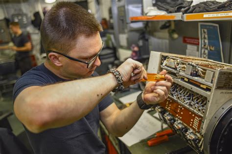 Aircraft Electrician