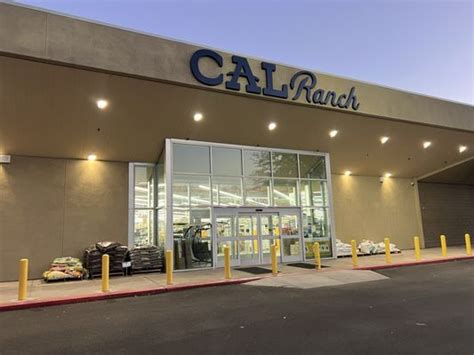 Cal Ranch Dining