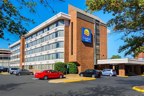 Comfort Inn Washington D.C. Exterior