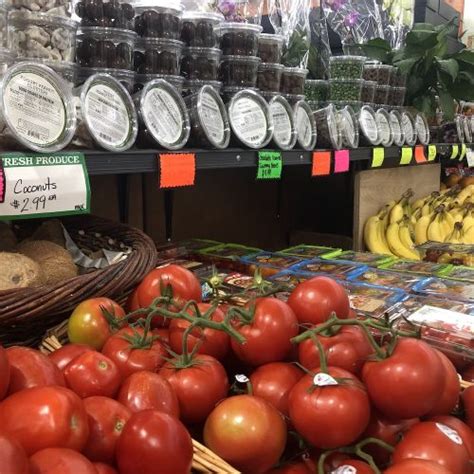 Compton Market Produce
