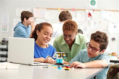 Education and Training Opportunities in Elk Grove Village