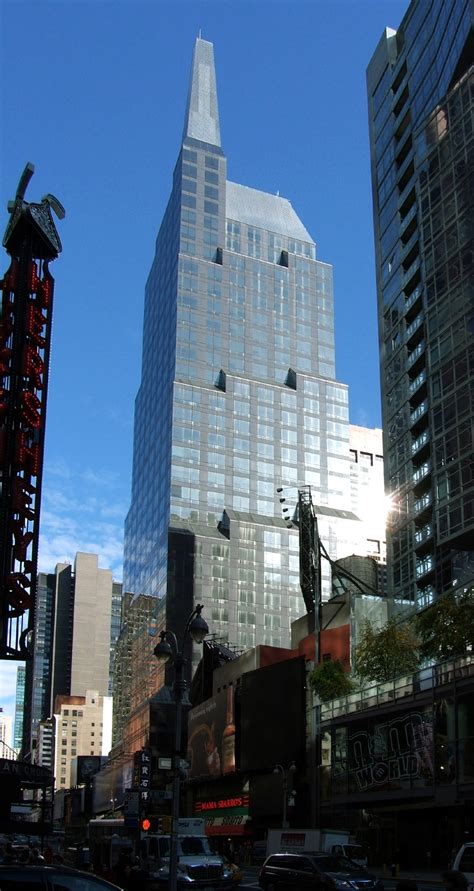 Entertainment and Culture at 750 7th Avenue