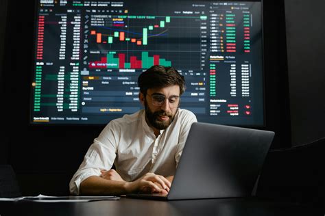 Financial Analyst Jobs