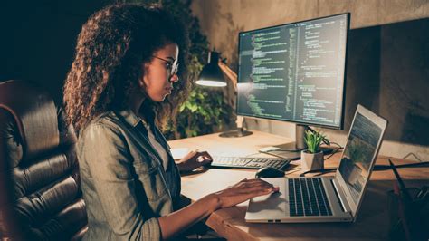 Freelance developers can find part-time work in Richmond.