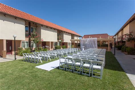 Fresno Hotel Amenities