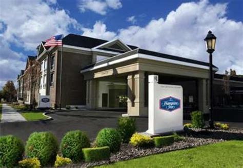 Hampton Inn East Aurora