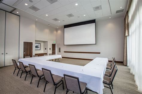 Hampton Inn Meeting Room