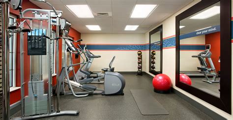Hampton Inn Ontario Mills fitness center