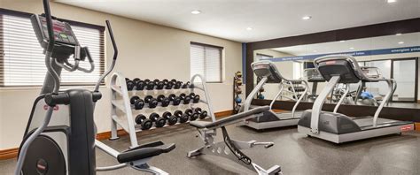 Hampton Inn Portland Clackamas fitness center