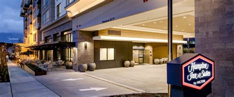 Hampton Inn Seattle Northgate Location