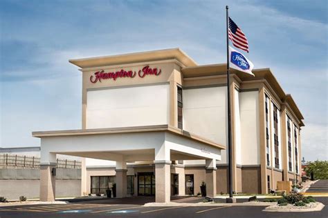 Hampton Inn St Joseph Map