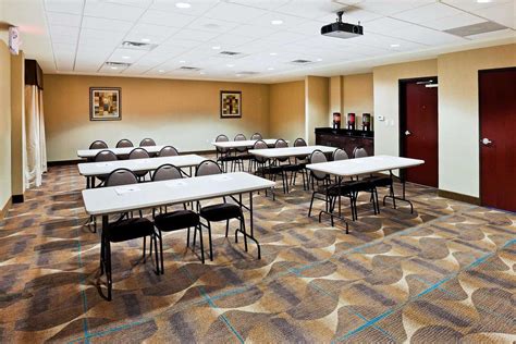 Hampton Inn St Joseph Meeting Space