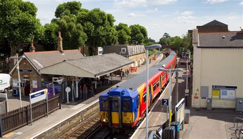 Hamptons Train