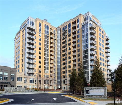 Harrison at Reston Town Center