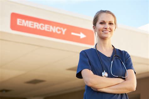 ER nurse in Hawaii