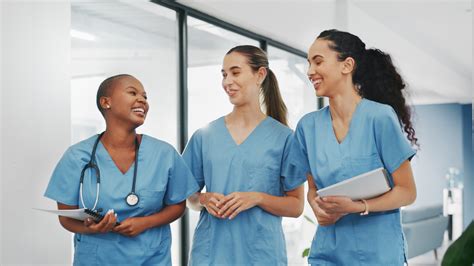 ICU nurse specialization