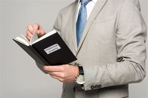 Intellectual Property Paralegal in Los Angeles