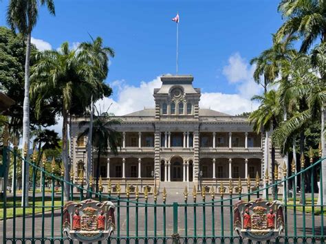 Iolani Palace