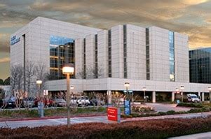 Kaiser Permanente Riverside Medical Center Awards and Accreditations
