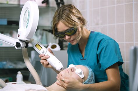 Laser treatments for skin brightening