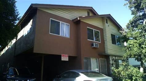 Living on Cadillac Avenue 6041
