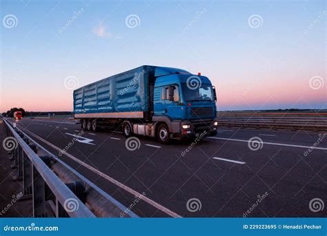 Long Distance Truck Drivers