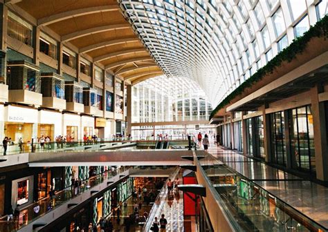 Marina Bay Shops