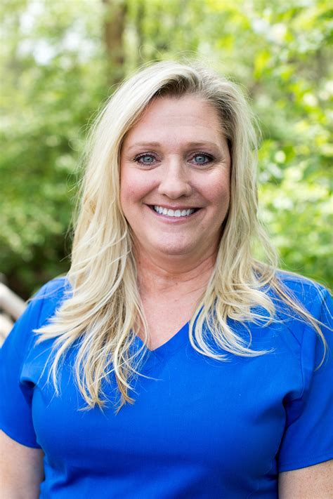 Medical assistant or receptionist in Franklin, TN