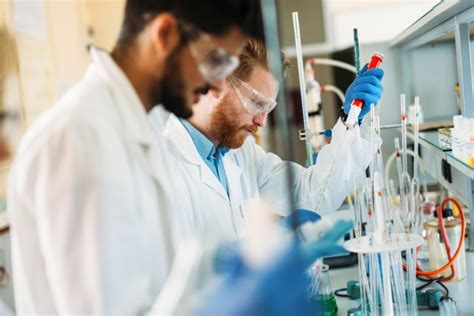 Molecular Diagnostic Technologist